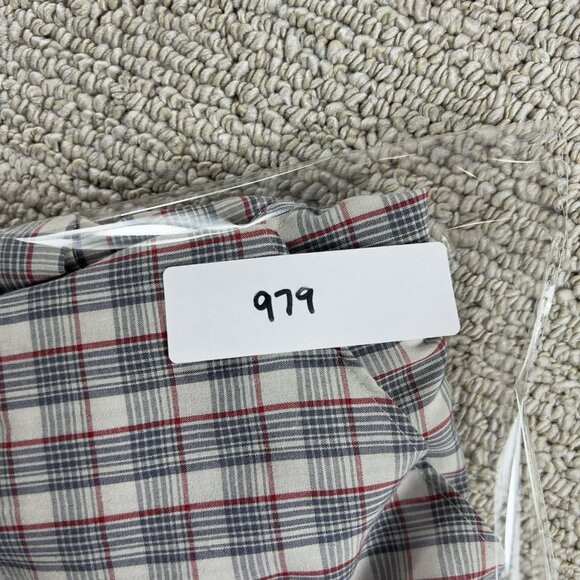 Vintage Levi's Silver Label Plaid Button Up Shirt White Gray Red Men’s Size M - Picture 7 of 7